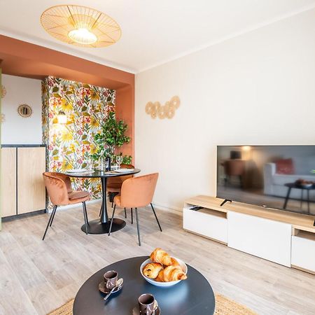 Au Calme De L'Iris - Clim - Garage - Wifi - Tramway Apartment Avignon Exterior foto