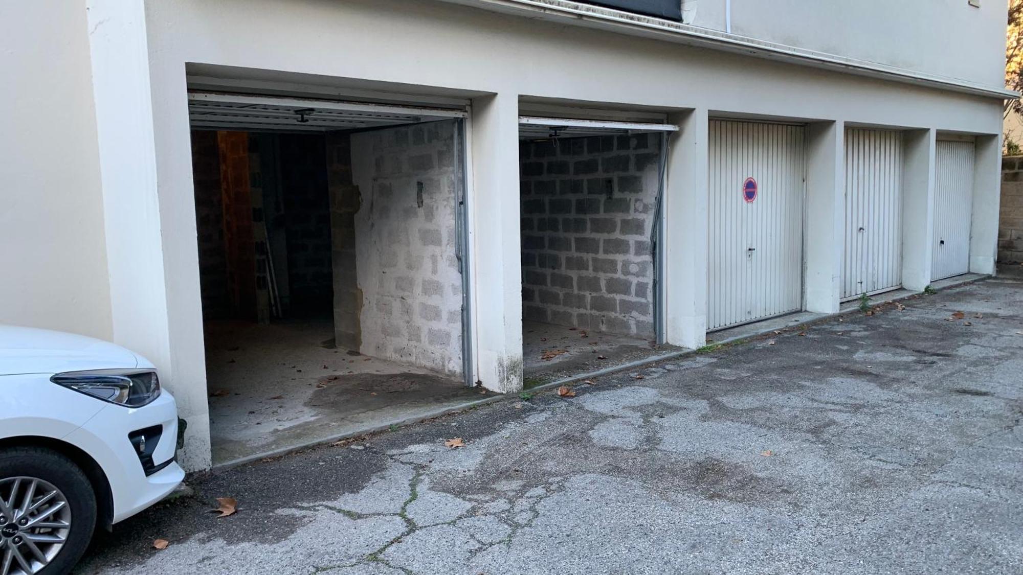 Au Calme De L'Iris - Clim - Garage - Wifi - Tramway Apartment Avignon Exterior foto