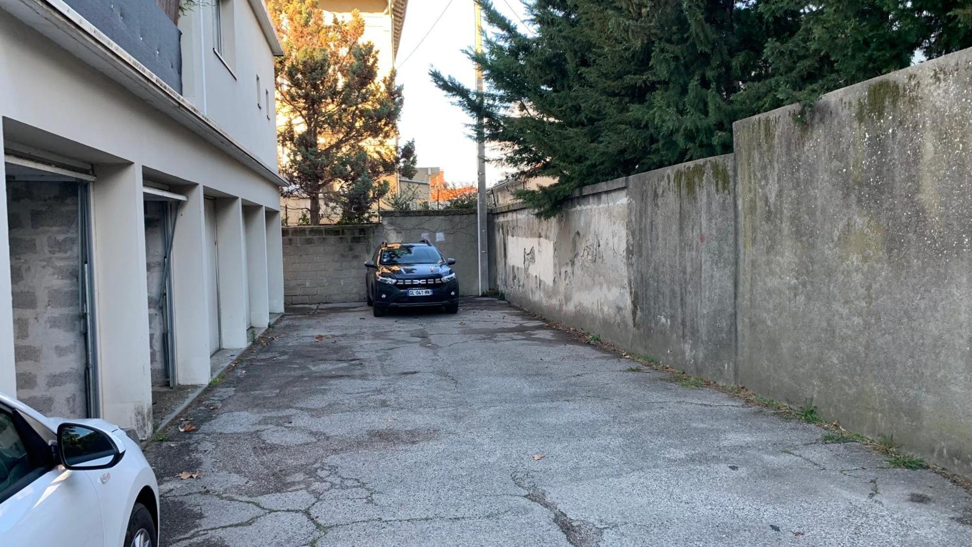 Au Calme De L'Iris - Clim - Garage - Wifi - Tramway Apartment Avignon Exterior foto