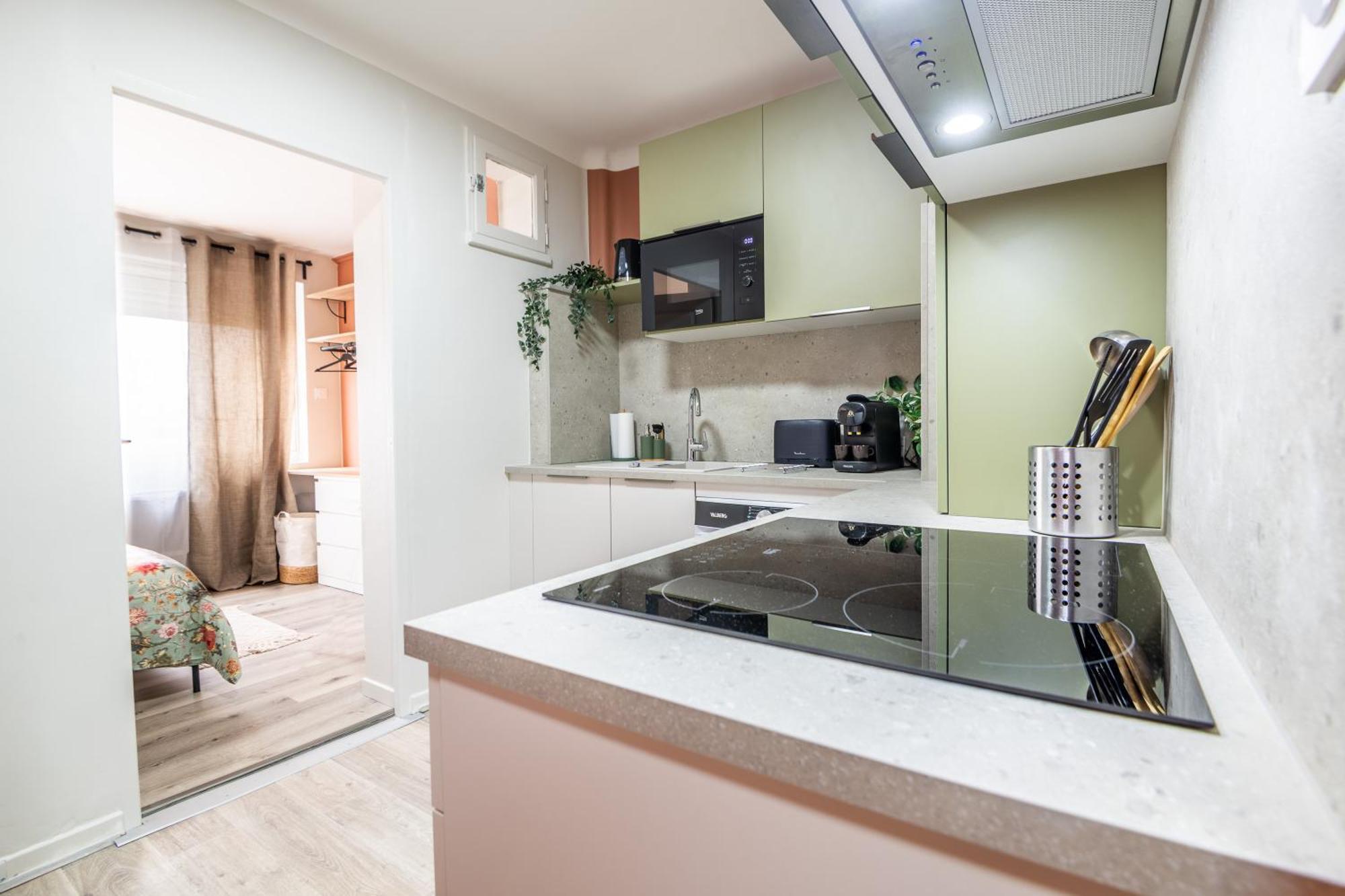 Au Calme De L'Iris - Clim - Garage - Wifi - Tramway Apartment Avignon Exterior foto